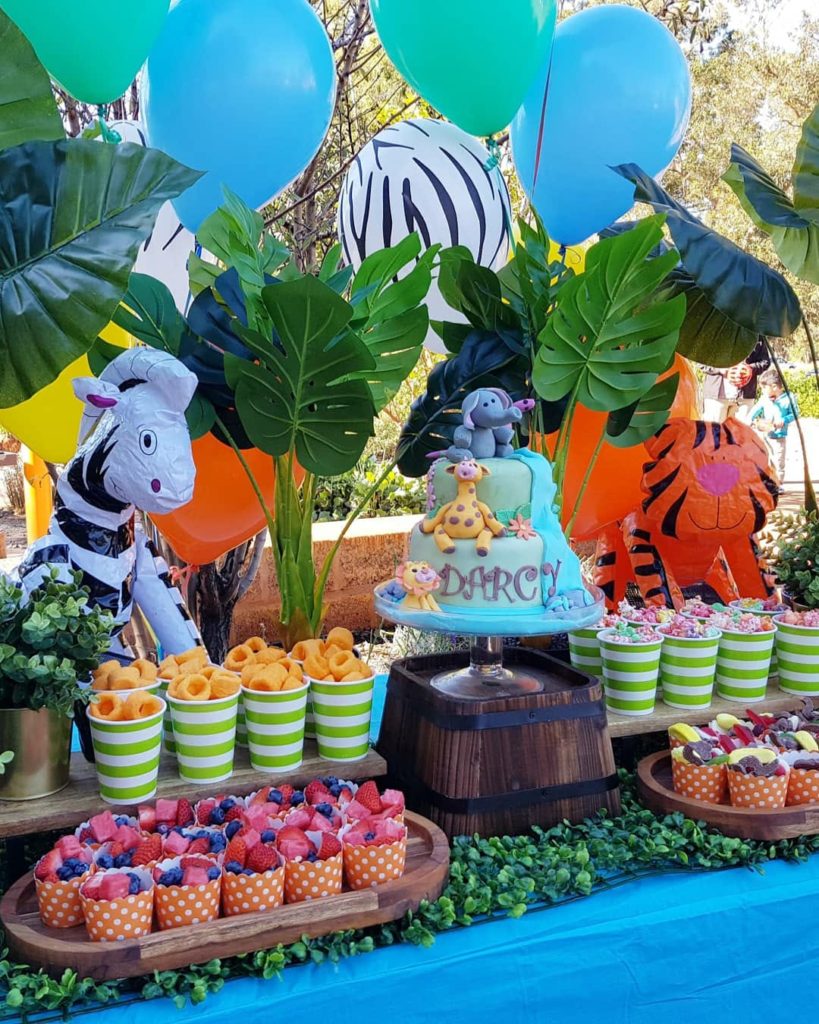 Jungle themed party and dessert table