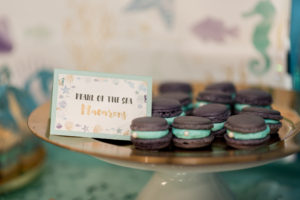 pearl-of-the-sea macarons