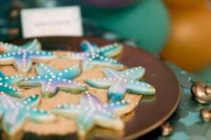 Mermaids versus sharks party, Mermaids versus sharks party: a beautiful ocean themed birthday