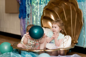 Mermaids versus sharks party, Mermaids versus sharks party: a beautiful ocean themed birthday