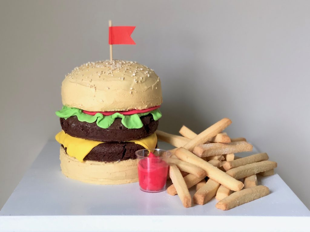 Hamburger cake at Harry's chef and cooking 4th birthday party 