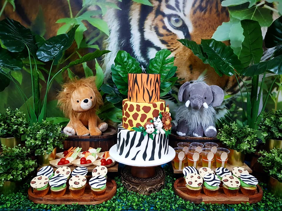 safari birthday party, A wild safari birthday party