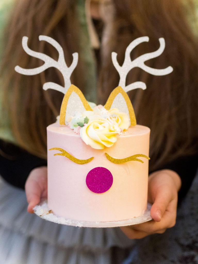 Reindeer cake - bright modern Christmas
