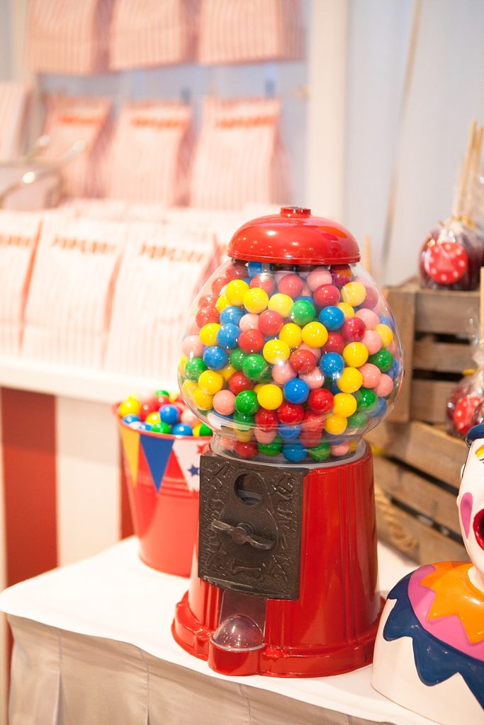 Circus-themed baptism and dessert bar