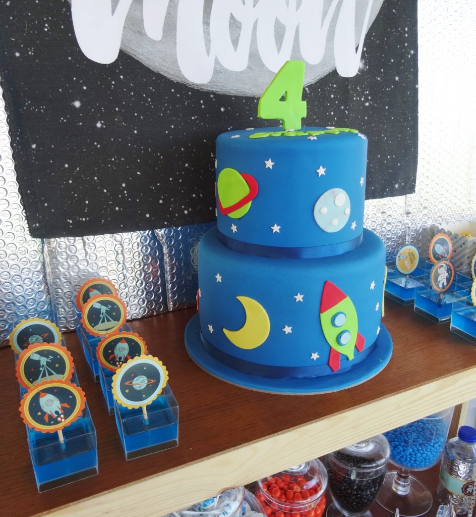 Harry's moon and stars space birthday party