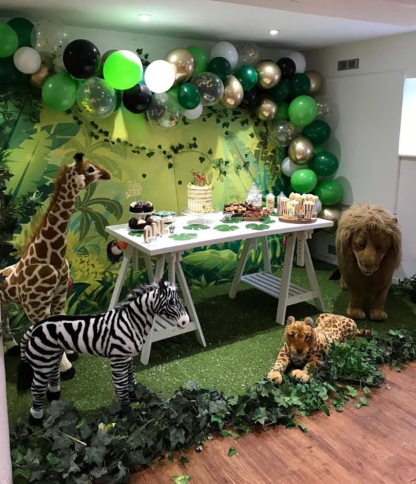 Green and gold jungle 1st birthday – Confetti Fair