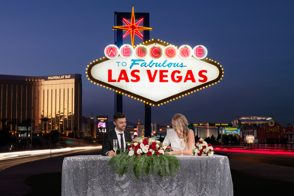 , Viva Las Vegas wedding party