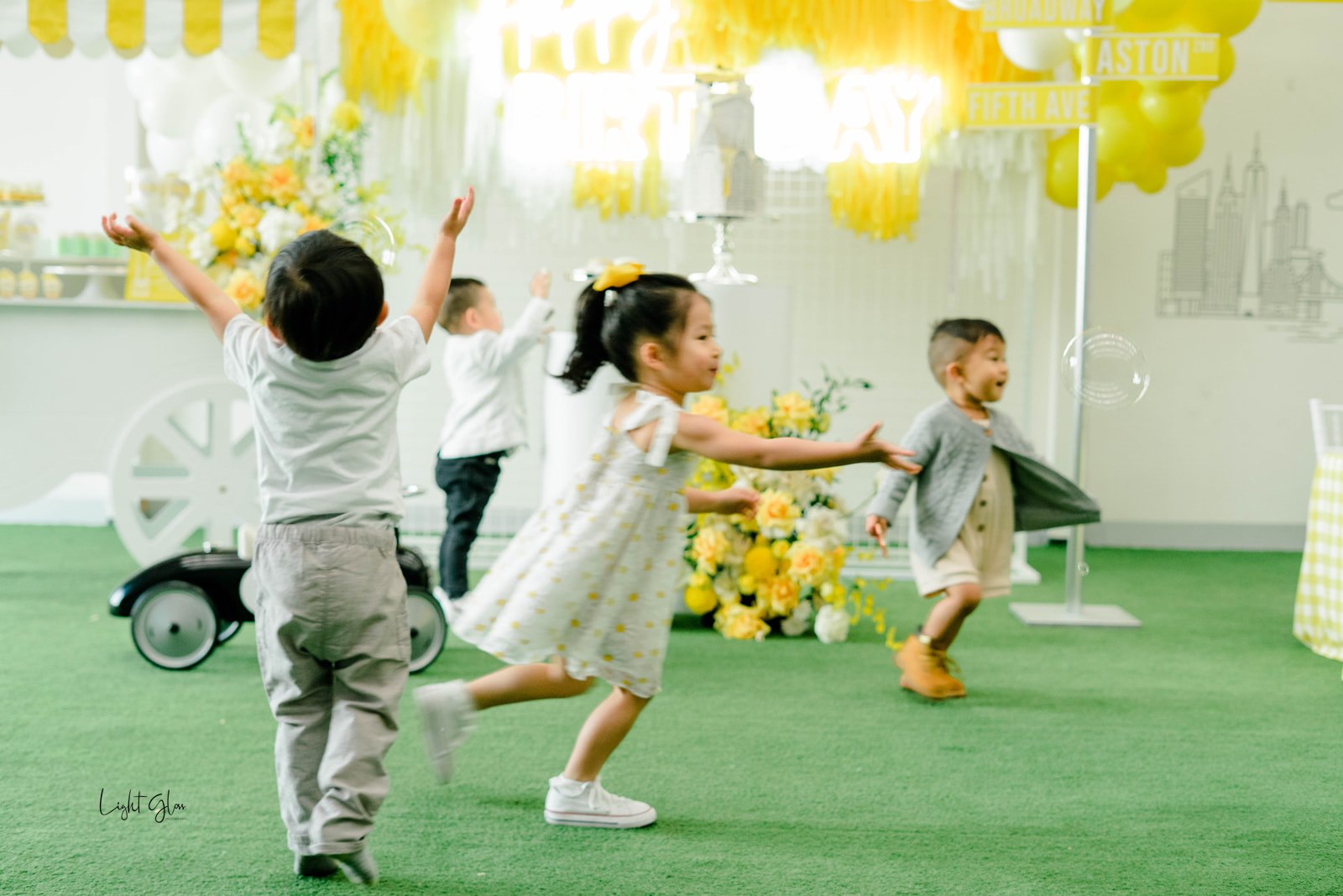, A bright New York inspired kids party
