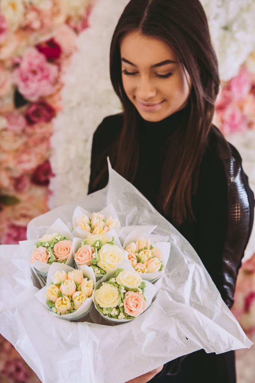 Cupcake flower bouquet