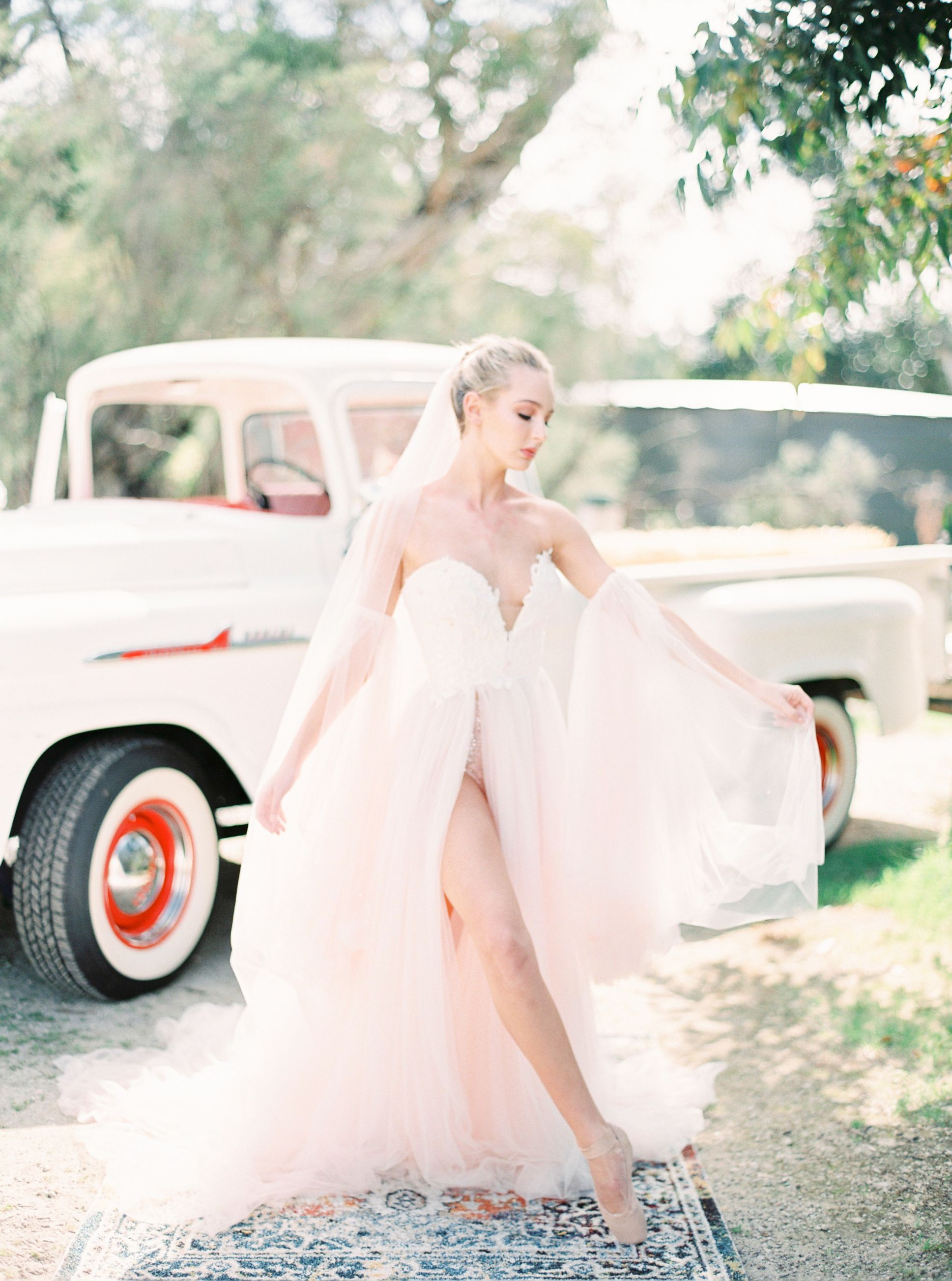 floral ballerina bridal shoot, Inspiration: a floral ballerina bridal shoot