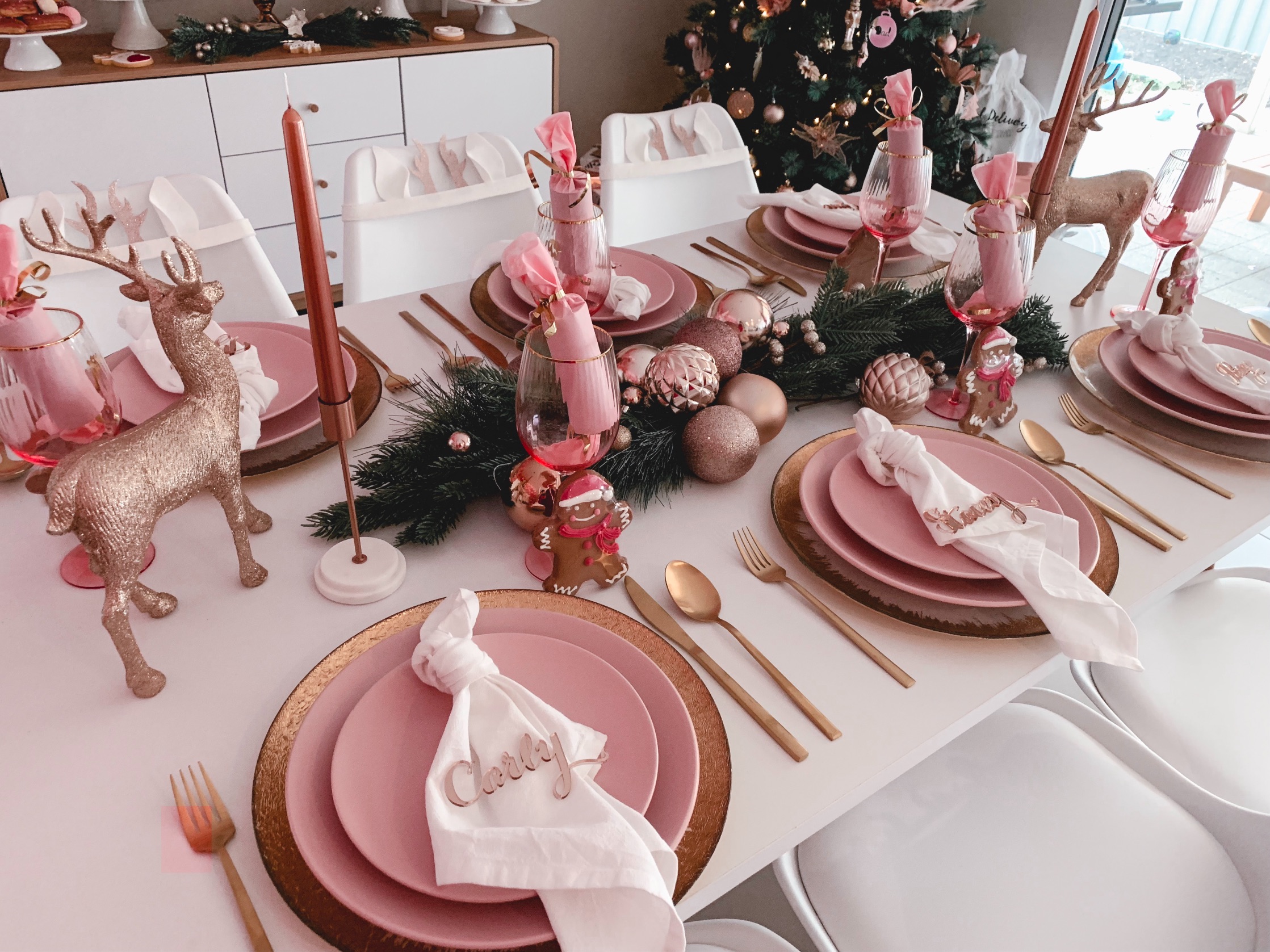 rose gold Christmas party, A modern rose gold Christmas party