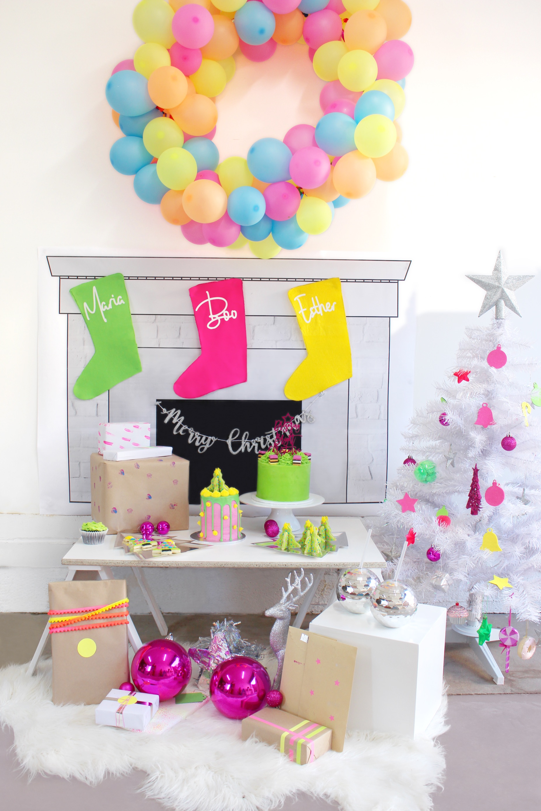 Neon Christmas party, Neon Christmas party – dreaming of a bright Christmas (plus free printable)