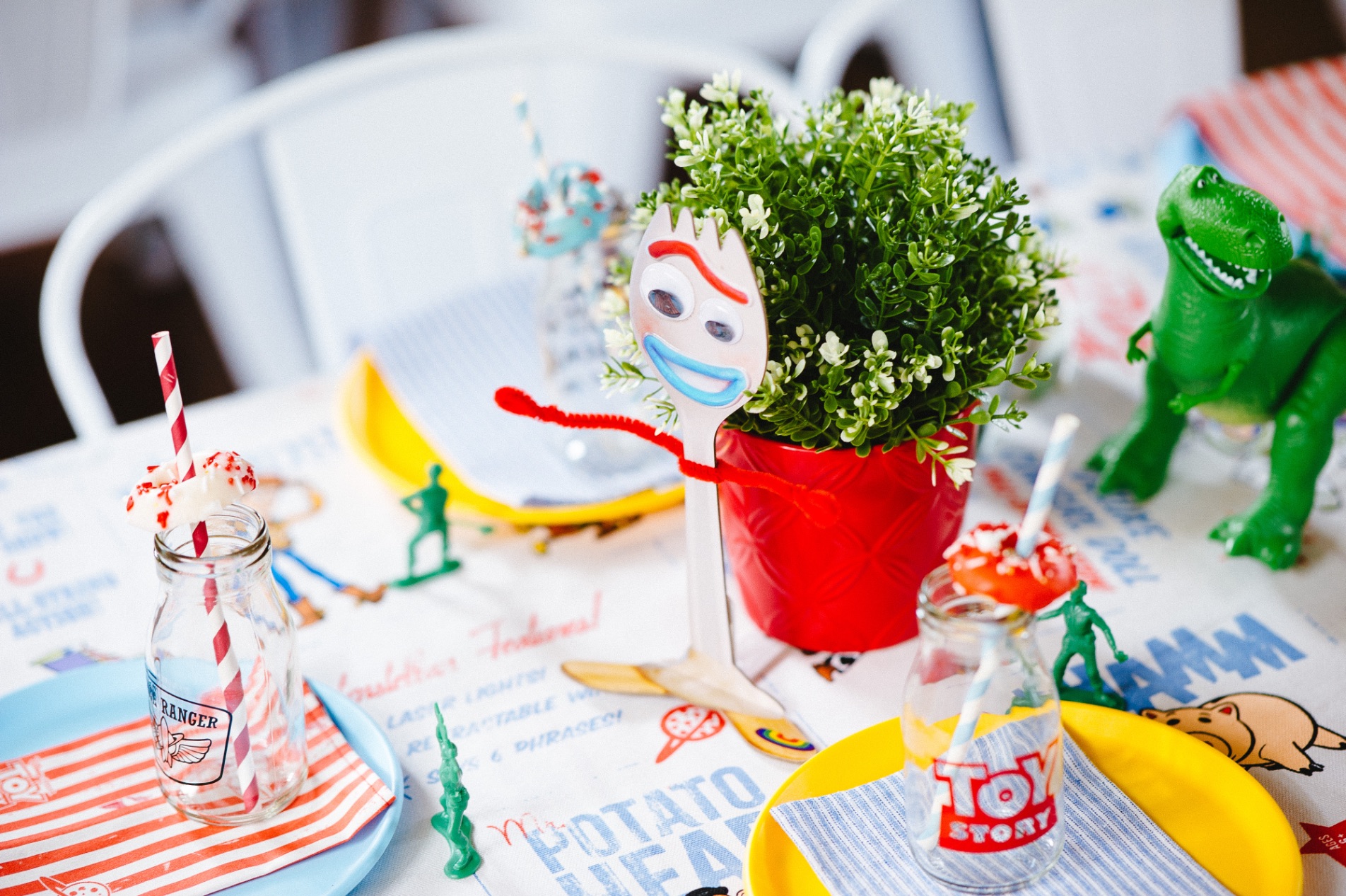 nostalgic Toy Story birthday party, A nostalgic Toy Story birthday party