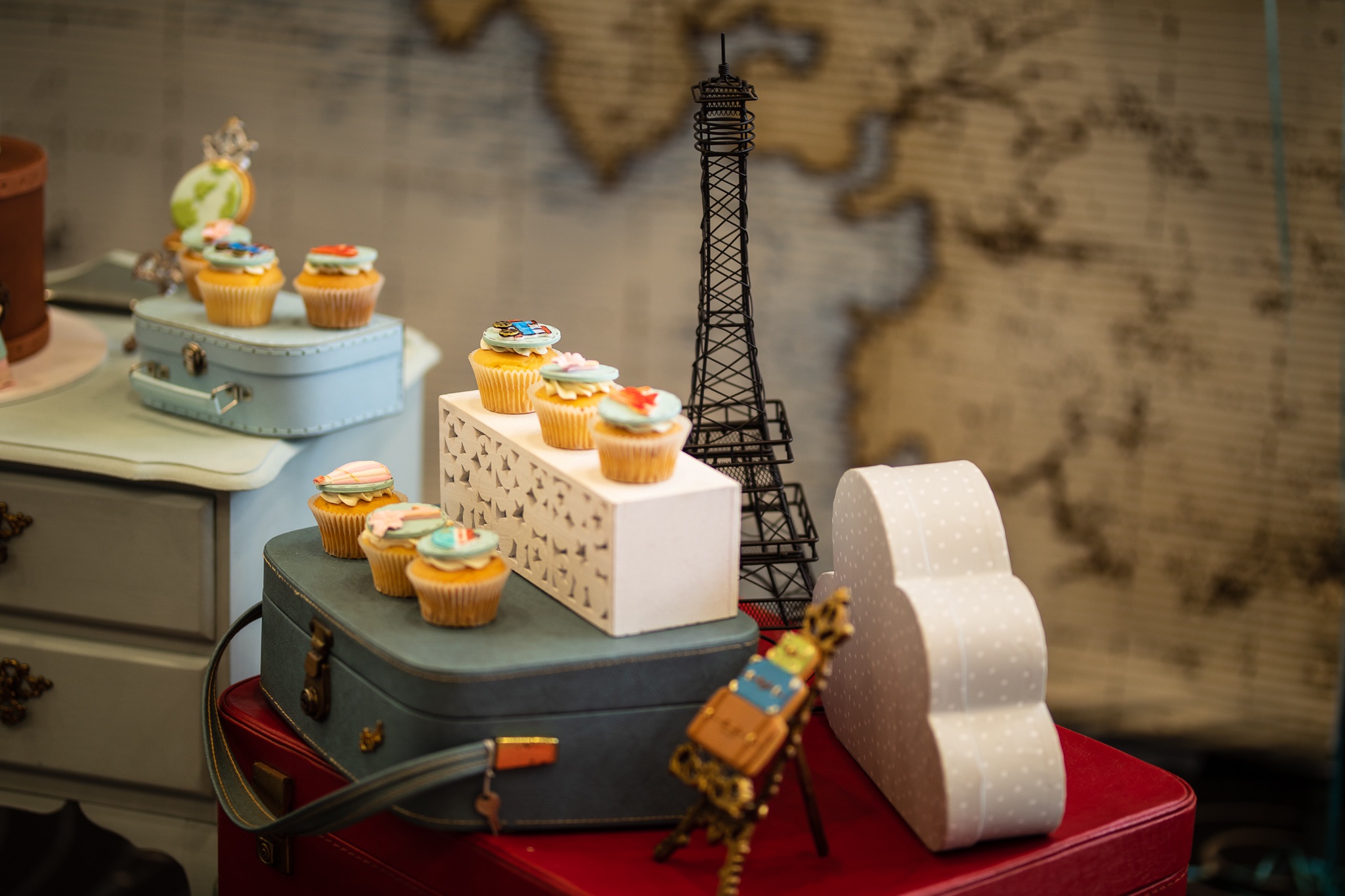 vintage travel party, Vintage travel party – Ayaana&#8217;s Around the World 1st birthday