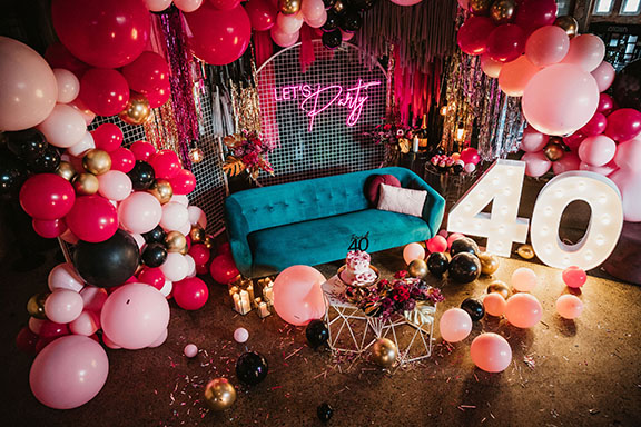 moody burgundy 40th birthday, A moody burgundy 40th birthday party – fierce at 40