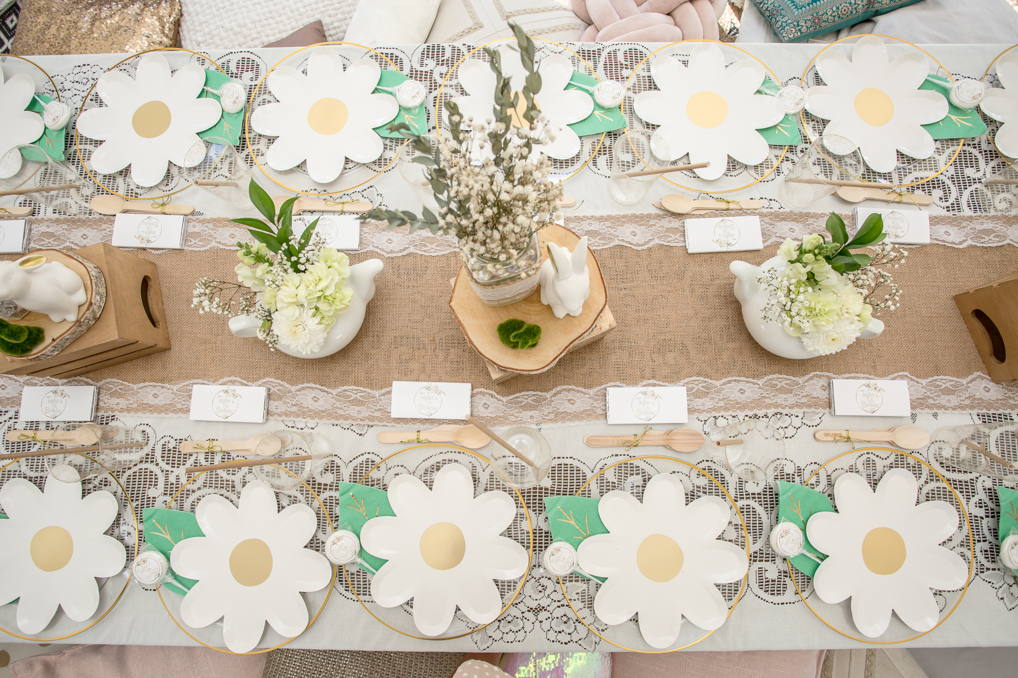 Sweet boho tween birthday party - daisy plates