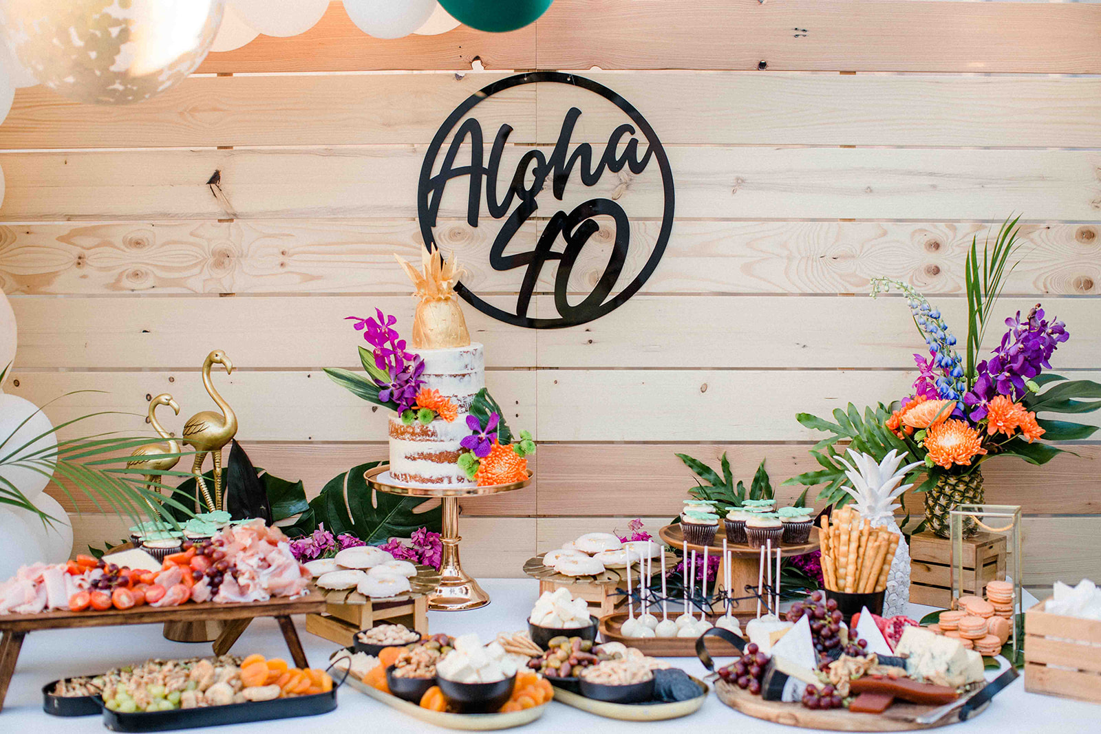 tropical luxe milestone party, A tropical luxe milestone party – Aloha 40!