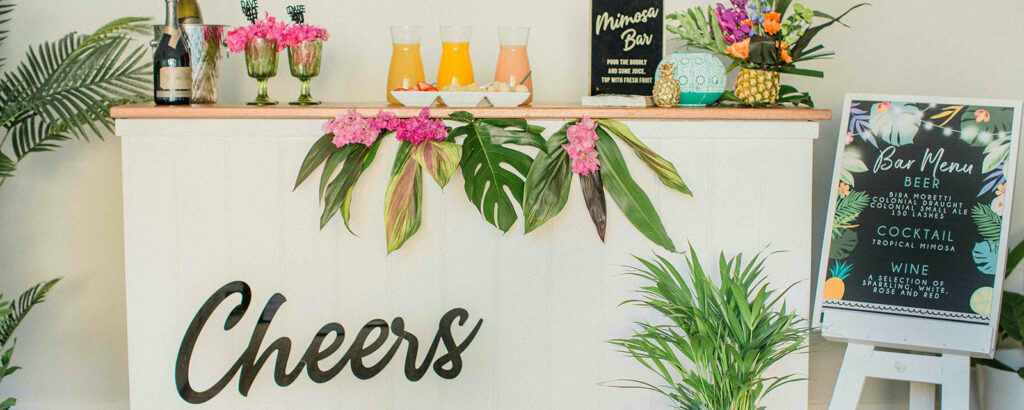 tropical luxe milestone party, A tropical luxe milestone party – Aloha 40!