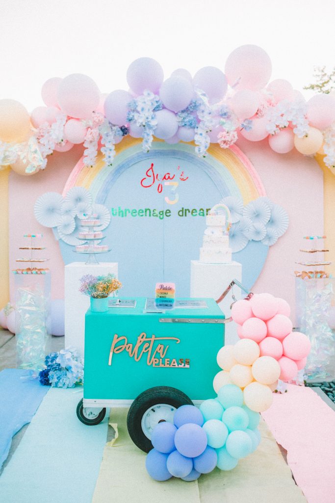 Pastel rainbow party, Pastel rainbow party &#8211; a threenage dream