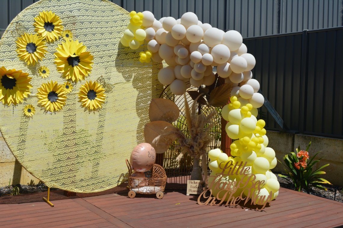 Bright sunflower baby shower for a 'mum to bee'