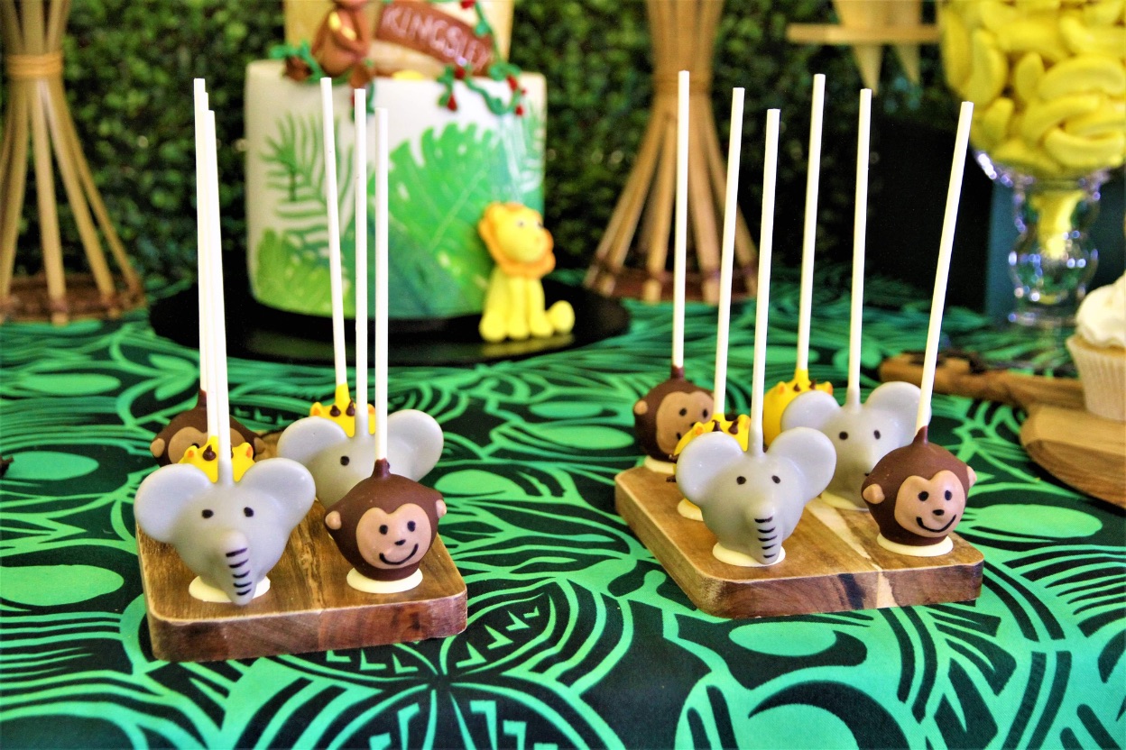 , Jungle themed party for a traditional South-Pacific celebration