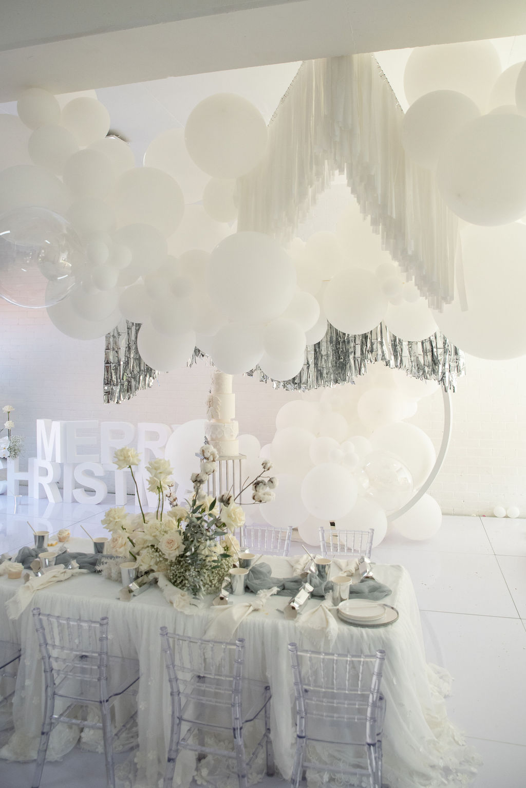 , A New York inspired glistening white Christmas party