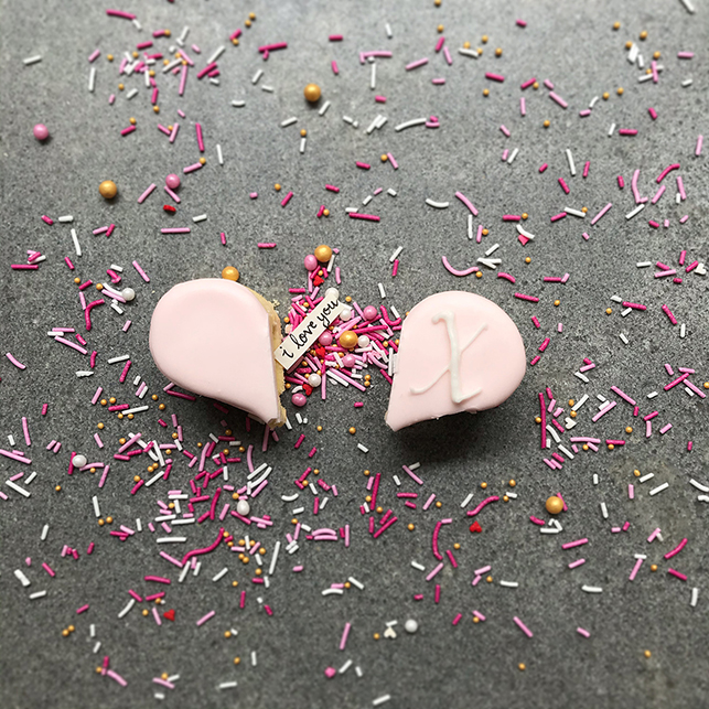 Cute love note cookies for Valentine's Day