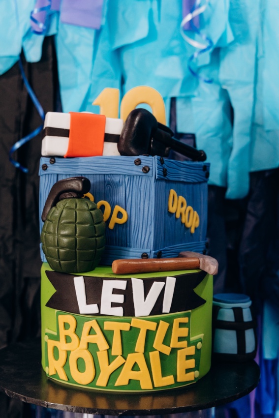 , Levi’s 10th Fortnite birthday party