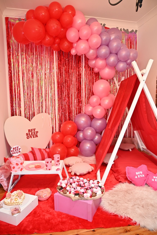 BBF sleepover for Valentine's Day, BBF sleepover for Valentine&#8217;s Day