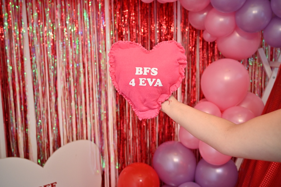 BBF sleepover for Valentine's Day, BBF sleepover for Valentine&#8217;s Day