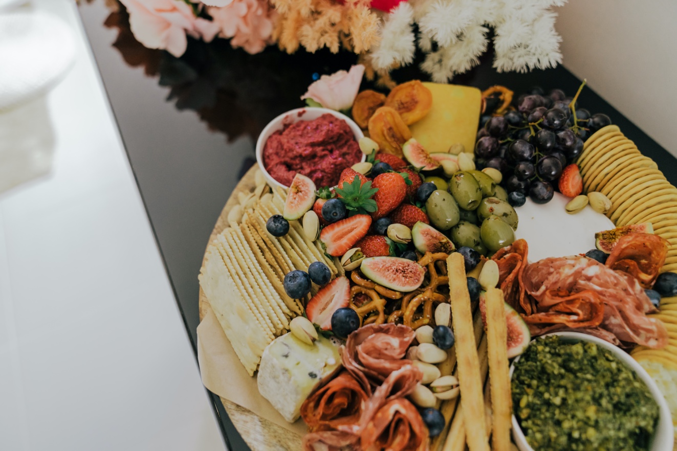 Grazing table ideas, Grazing table ideas for your next party to get your mouth watering