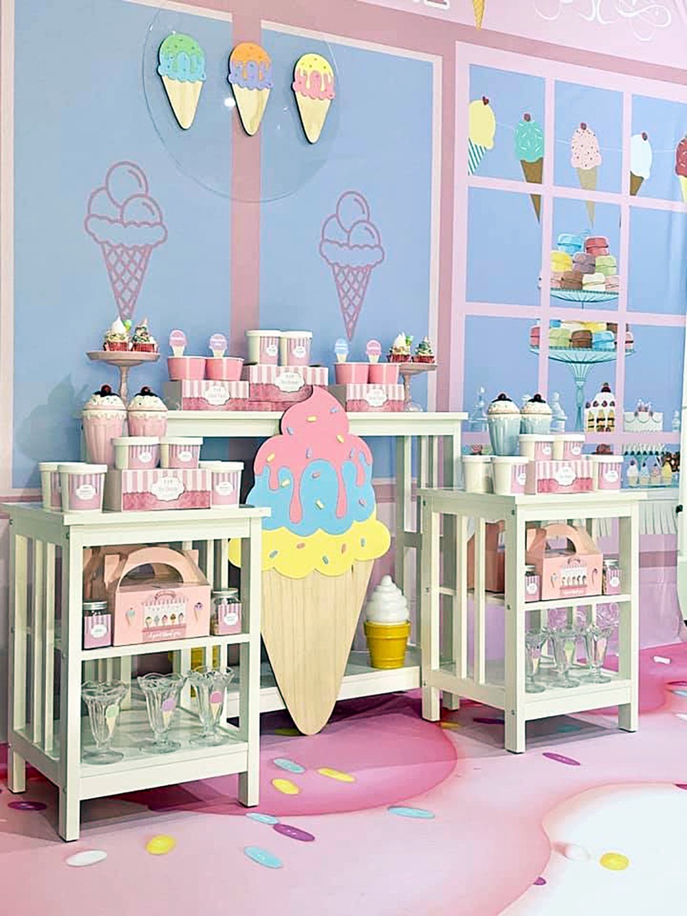 ice-cream parlour party, Home ice-cream parlour party!