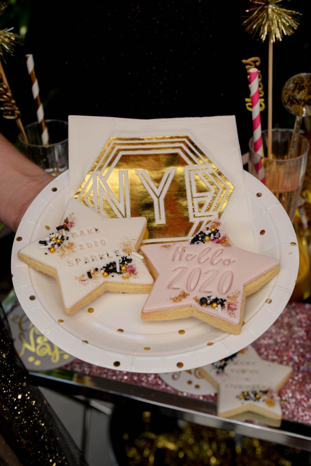 DIY your glam New Year's Eve Party at home